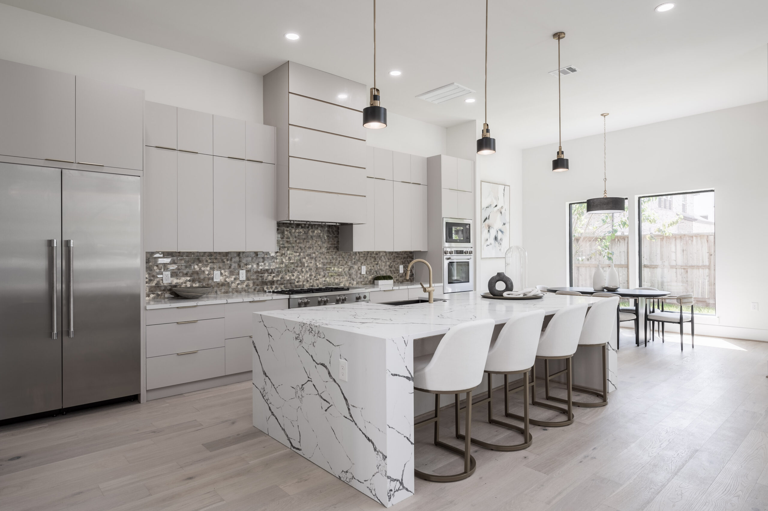 Elevated Custom Homes / Luxury Home Builders Houston