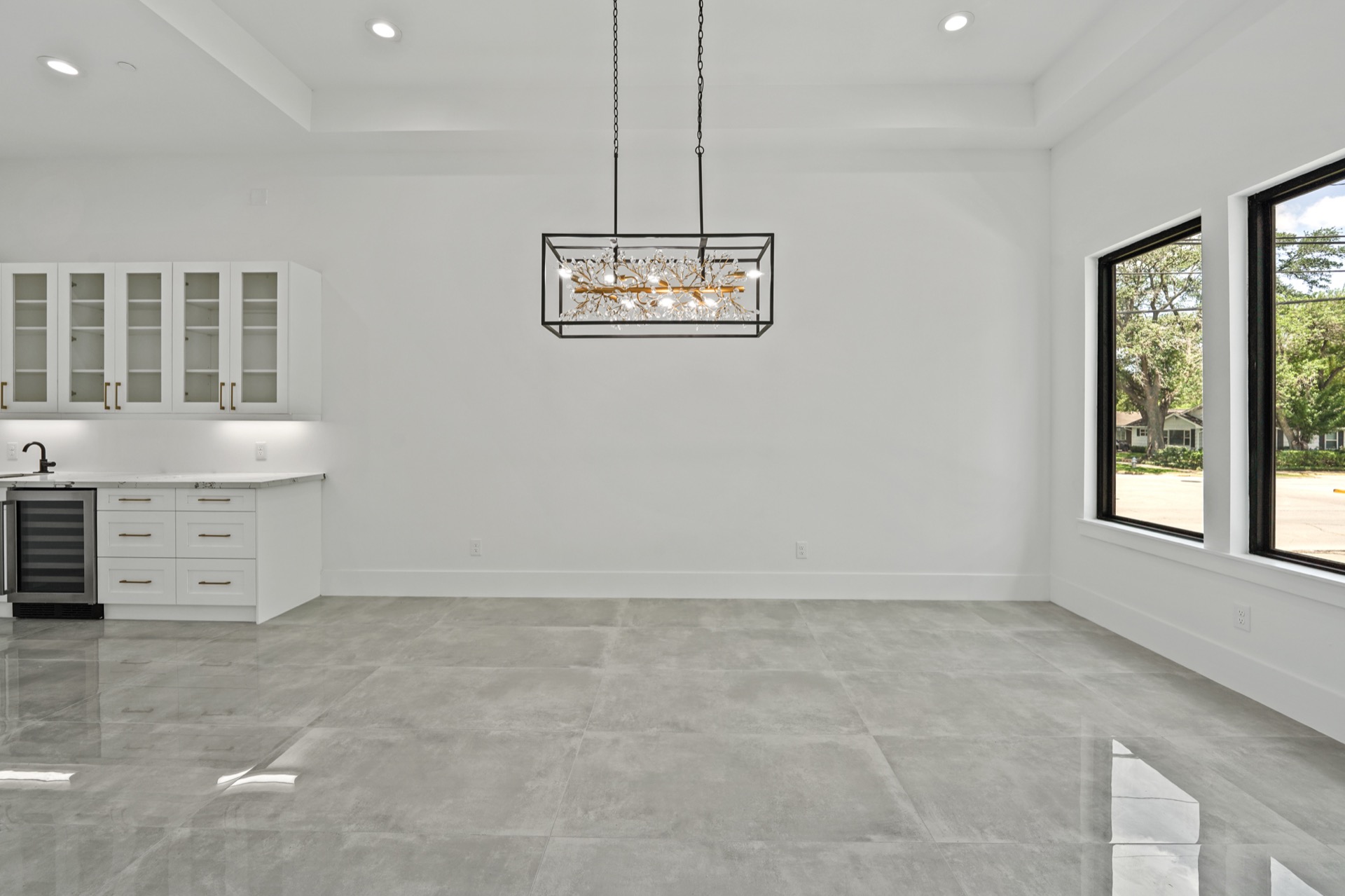 5011 Mimosa Drive — photo 2