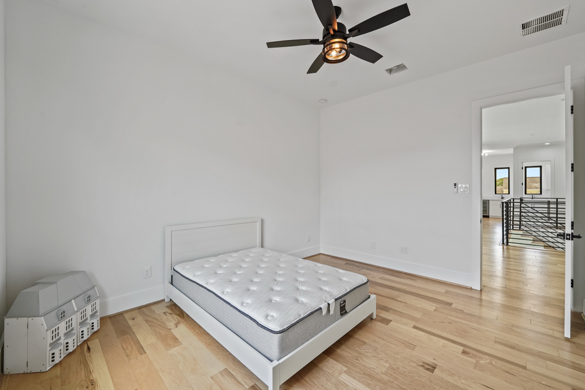 5011 Mimosa Drive — photo 5