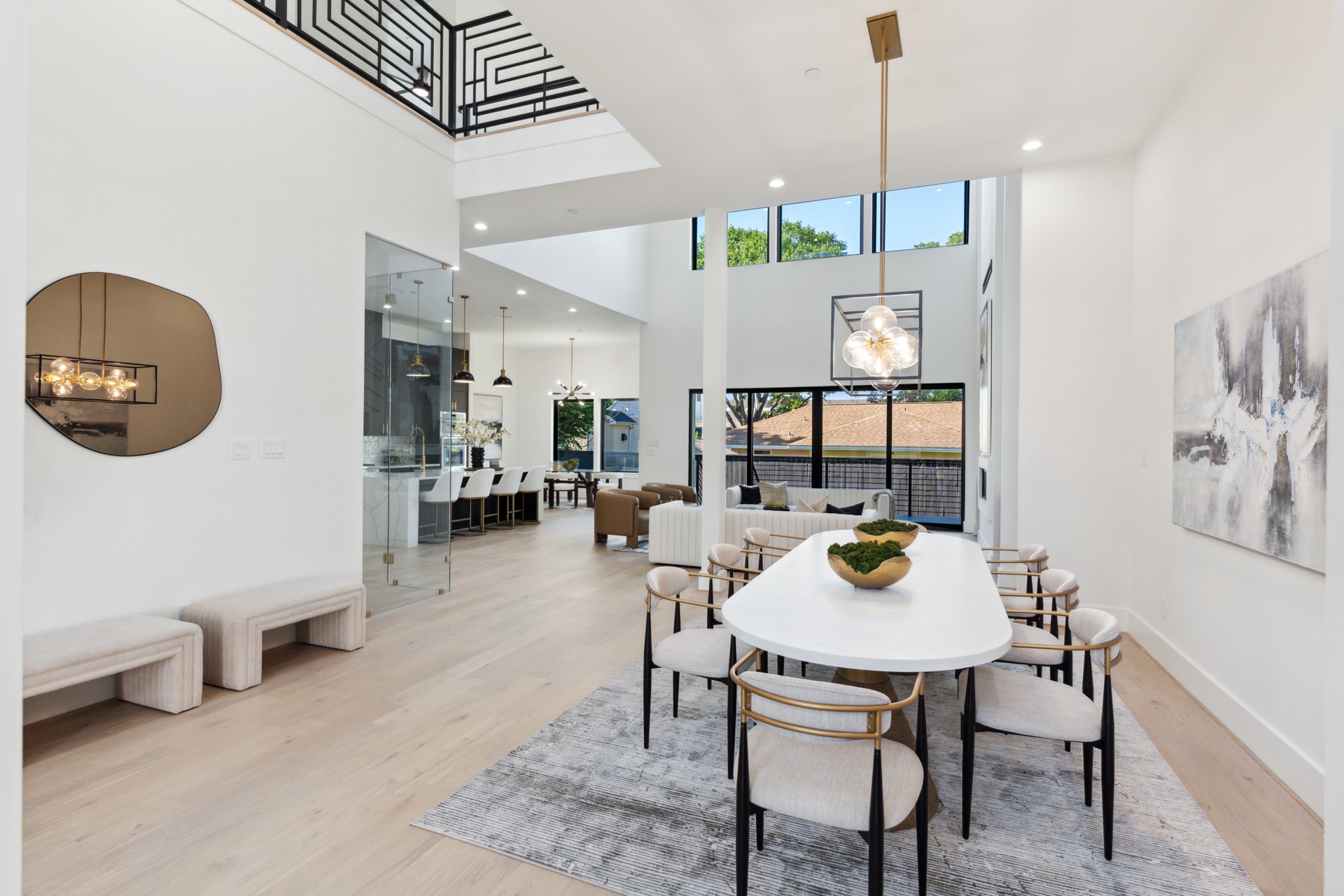 5102 Mimosa — photo 1